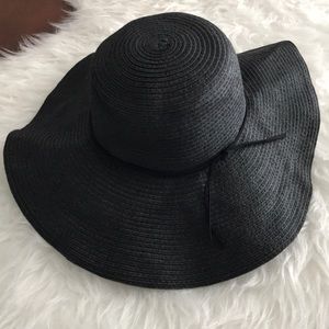🆕 Loft Sun Floppy hat Black